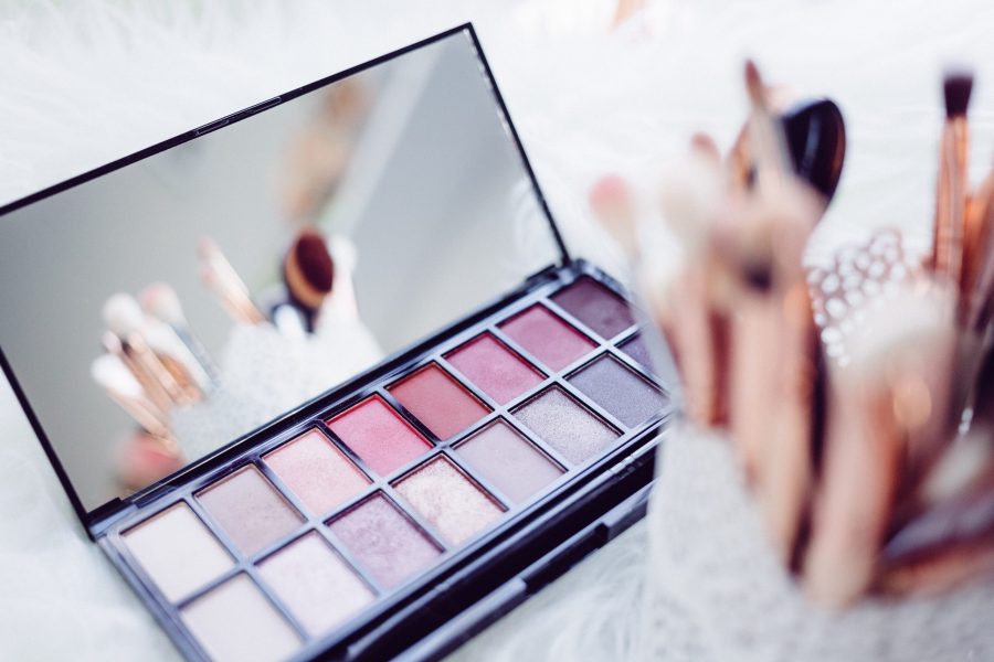 Read more about the article How Long Is Eyeshadow Good For Use? Expiration Dates
